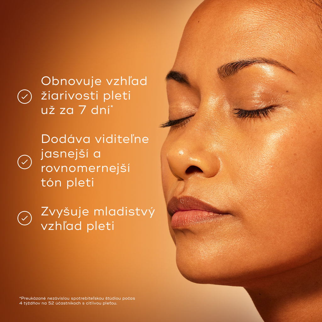 „Na detailnom zábere je zobrazená modelka so žiarivou pleťou, pričom vľavo je uvedený zoznam klinicky overených účinkov prípravku Medik8 C-Tetra Luxe. Medzi tieto účinky patria:

Dodáva pleti zdravý lesk už po 1 použití*

Zmierňuje vrásky a hyperpigmentáciu za 4 týždne*

Viditeľne rozjasňuje a hlboko vyživuje

Poznámka pod čiarou v spodnej časti uvádza, že tieto výsledky boli  potvrdené nezávislou klinickou štúdiou produktu C-Tetra Luxe, ktorá prebiehala 4 týždne na 36 účastníkoch .”